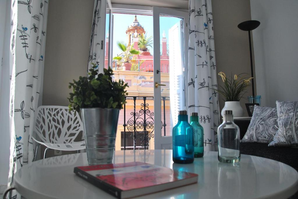Iberflat Fabiola Apartment Seville Phòng bức ảnh