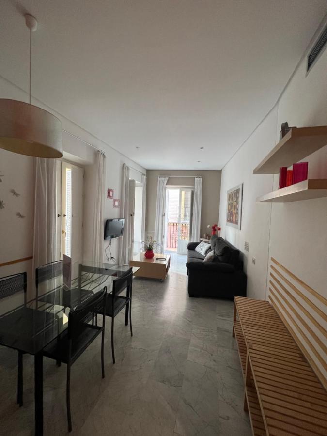 Iberflat Fabiola Apartment Seville Ngoại thất bức ảnh