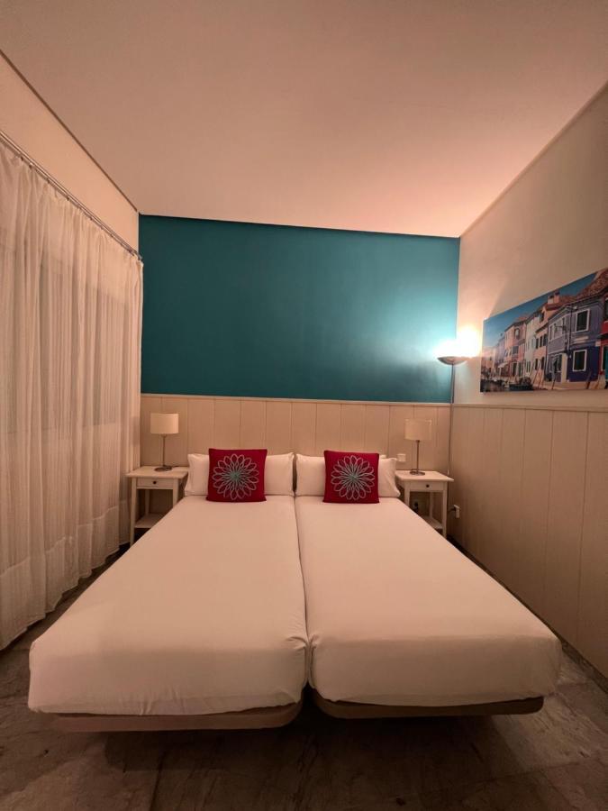 Iberflat Fabiola Apartment Seville Ngoại thất bức ảnh