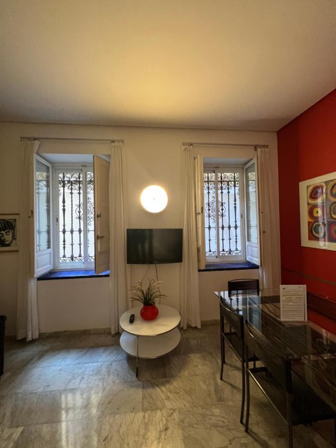Iberflat Fabiola Apartment Seville Ngoại thất bức ảnh