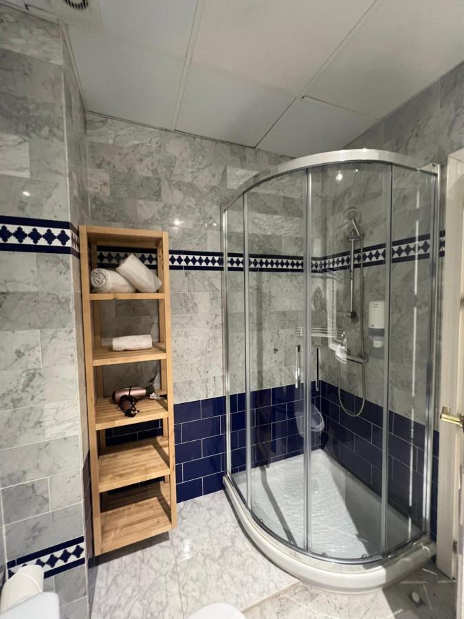 Iberflat Fabiola Apartment Seville Ngoại thất bức ảnh